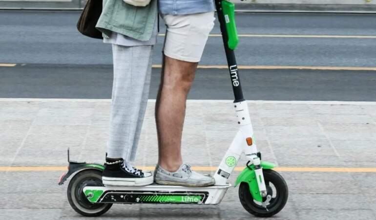 Elektrikli Scooterda Yeni Dönem! 8 Milyon Kişiyi İlgilendiriyor… Zorunlu Olacak