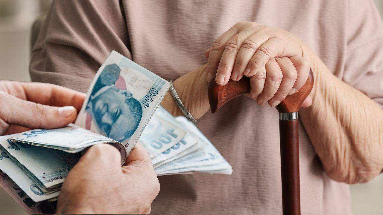 En Düşük Emekli Maaşında Temmuz Zammı Hazırlığı! İşte Masadaki Rakamlar