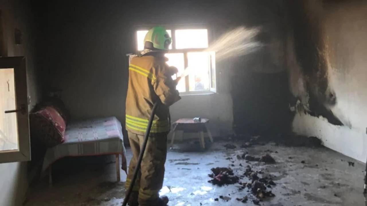 Eski Muhtar Alevlerin İçinde Yanarak Can Verdi! O Detay Herkesi Kahretti