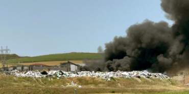 Geri Dönüşüm Tesisinde Korkutan Yangın: Dumanlar Gökyüzünü Kapladı