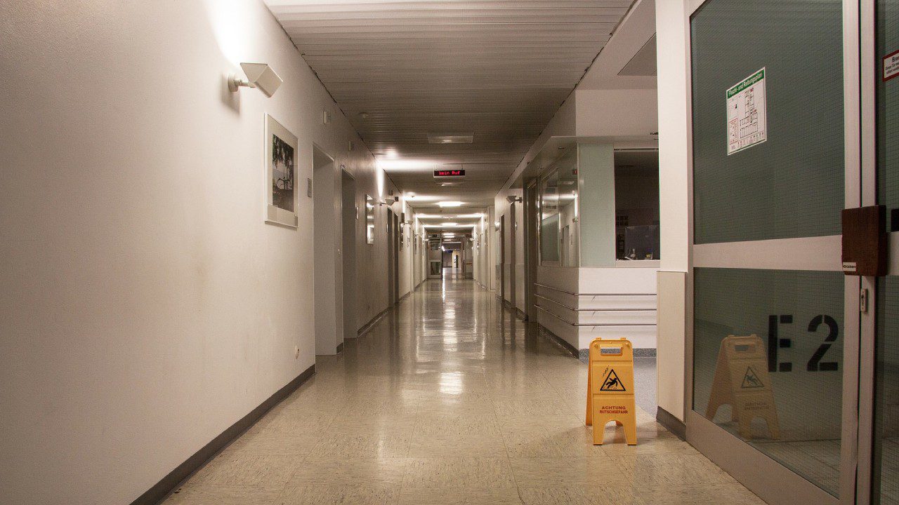 Hastaneler Peş Peşe İflas Alarm Veriyor: 14 Günlük Bütçeleri Kaldı!