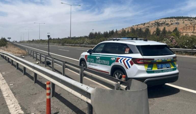 Hız Sınırını Aşan Yandı, Yüz Binlerce Lira Ceza Kesildi