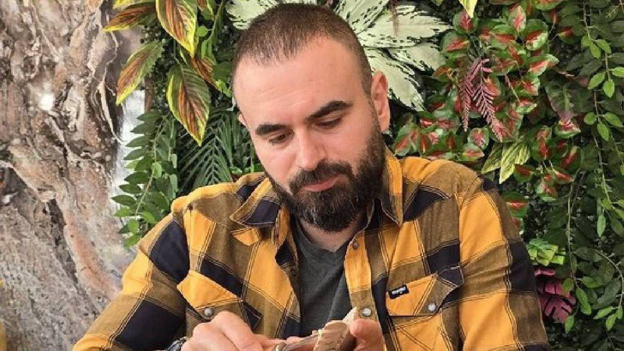 Hobi Diye Başladı Yeni İşi Oldu: Hepsini Tek Tek Oyuyor, İnternetten Servet Değerinde Satıyor