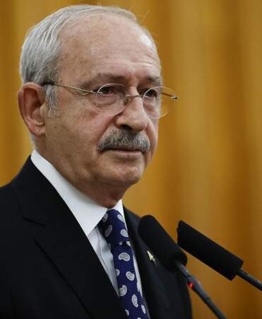 İktidara Yakın Yazardan Çarpıcı İddia: Kılıçdaroğlu Geri Mi Dönüyor? Yakın Çevresi Ne Diyor?