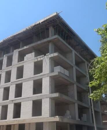 İnşattan Düşen İşçi Ağır Yaralandı