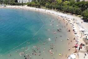 İstanbul’da En İyi Plajlar 2025: Ücretsiz Halk Plajlarından Lüks Beach Club’lara! Burç Beach, Aqua Green, Teos Beach… İşte Giriş Ücretleri