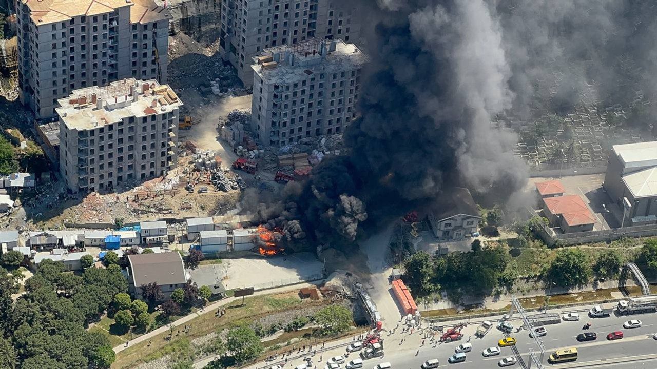 İstanbul’da Korku Dolu Anlar: İşçilerin Kaldığı Konteynerler Alevlere Teslim Oldu