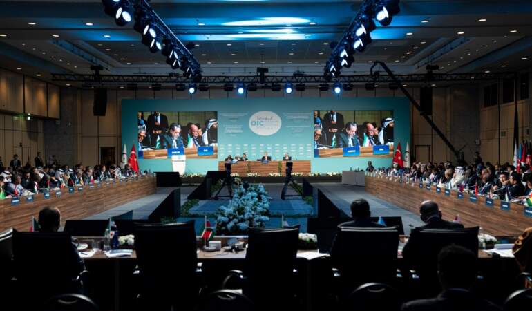 İstanbul’da Kritik İran Zirvesi: Hakan Fidan Başkanlık Etti