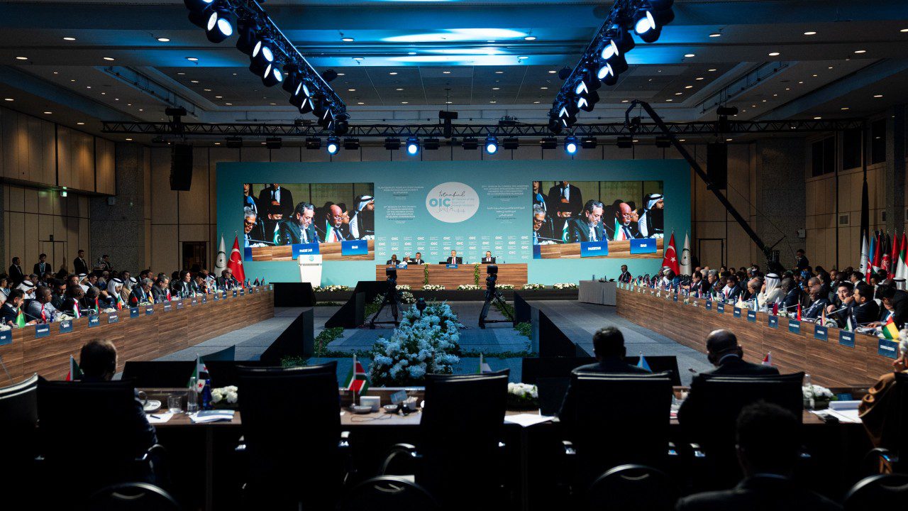 İstanbul’da Kritik İran Zirvesi: Hakan Fidan Başkanlık Etti