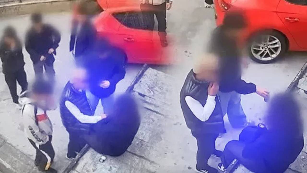 Kadıköy’deki Bıçaklı Gaspçıların İfadesi ‘Pes’ Dedirtti: ‘Şikayetçi Olacaksa Kolyeyi Geri Vereyim’