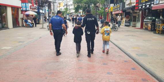 Kayıp Çocuk Arkadaşıyla Gezerken Bulundu