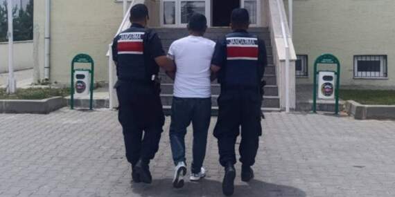 Kırıkkale’de Jandarmadan Operasyon: İki Firari Yakalandı