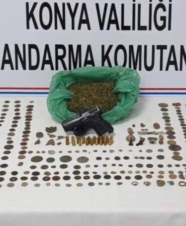 Konya’da Tarihi Eser Operasyonu: Çok Sayıda Obje Ele Geçirildi
