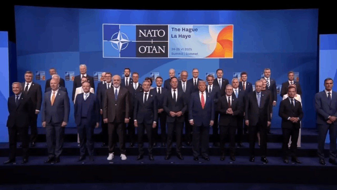 NATO’da Zirve Vakti! Cumhurbaşkanı Erdoğan’dan Trump’la Ayak Üstü Sohbet