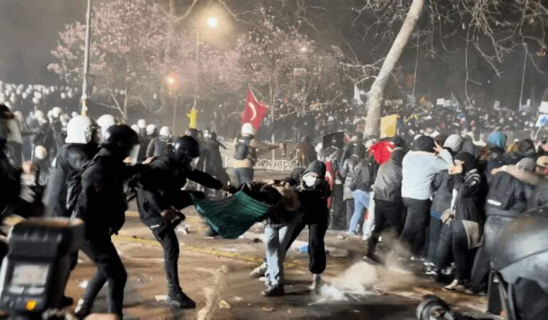 Mahkemeden Flaş ‘Saraçhane’ Adımı! Polisler İçin Suç Duyurusu