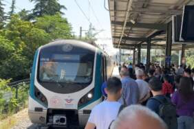 Marmaray’da Dehşet Anları! Bir Kişi İntihar Etti