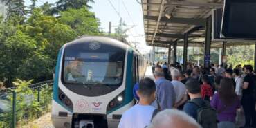 Marmaray’da Dehşet Anları! Bir Kişi İntihar Etti