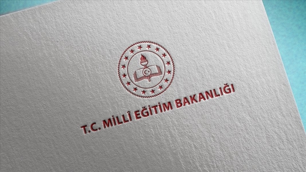 meb-calisanlarindan-promosyon-isyani-adalet-ve-emniyete-yuz-binler-konusulurken-ogretmenlere-sadaka-3.jpg