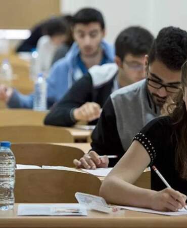 MEB ve ÖSYM 2025 Sınav Görevlisi Ücretleri Belli Oldu: LGS, YKS, ALES ve DGS’de Gözetmen, Salon Başkanı, Bina Sorumlusu Ne Kadar Alacak?