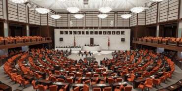 Meclis Başkanlığı İçin Yarış Bugün! Hangi Parti Kimi Aday Gösterdi? İşte Detaylar