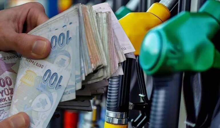 Motorine Zam Geliyor! Bu Gece Yarısından İtibaren Geçerli…