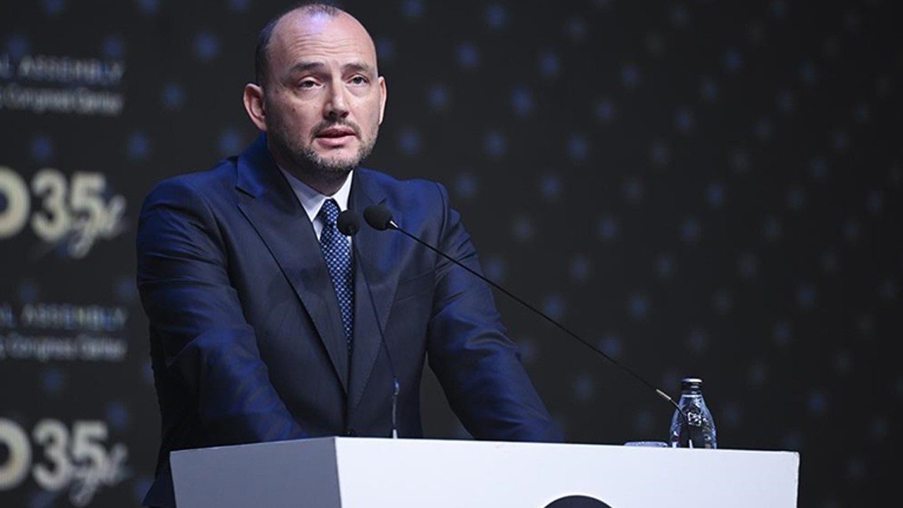 MÜSİAD Başkanı Burhan Özdemir’den Tepki Çeken Sözler: ‘Çocuk İşçiliği’ni Savundu, Zorunlu Eğitimi Hedef Aldı