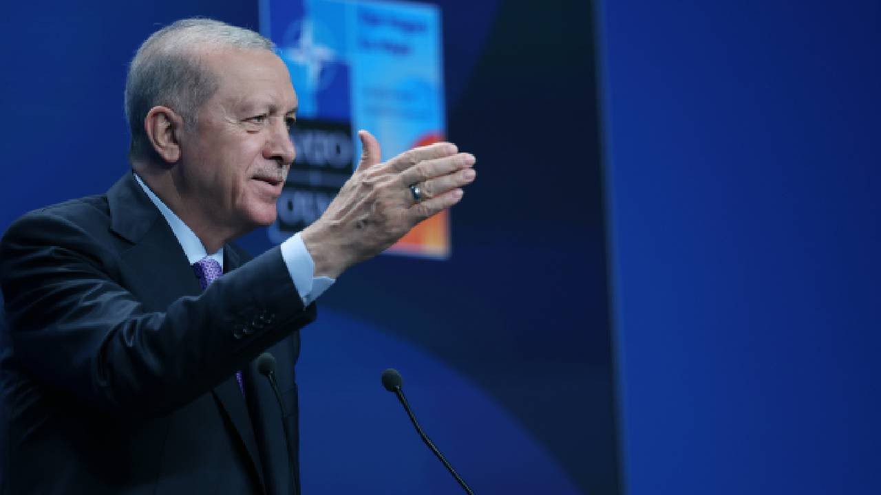 NATO Zirvesi’nde Duyurdu: Cumhurbaşkanı Erdoğan DEM Parti ile Görüşecek