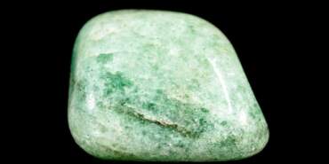 Ne Altın Ne Pırlanta Ne Gümüş! Dünyanın En Değerli Taşı Olarak Biliniyor: Elinde Olan Köşeyi Dönüyor