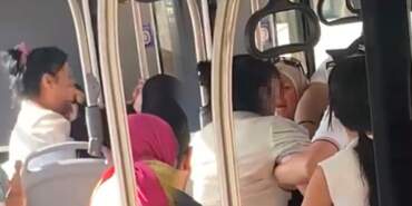 Önce Hakaret Sonra Şiddet! Başörtülü Kadına Çocuğunun Yanında İğrenç Saldırı