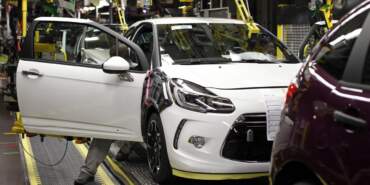 Otomotiv Devi Müşterilerini Kırmızı Kodla Uyardı: Araçları Derhal Kullanmayı Bırakın