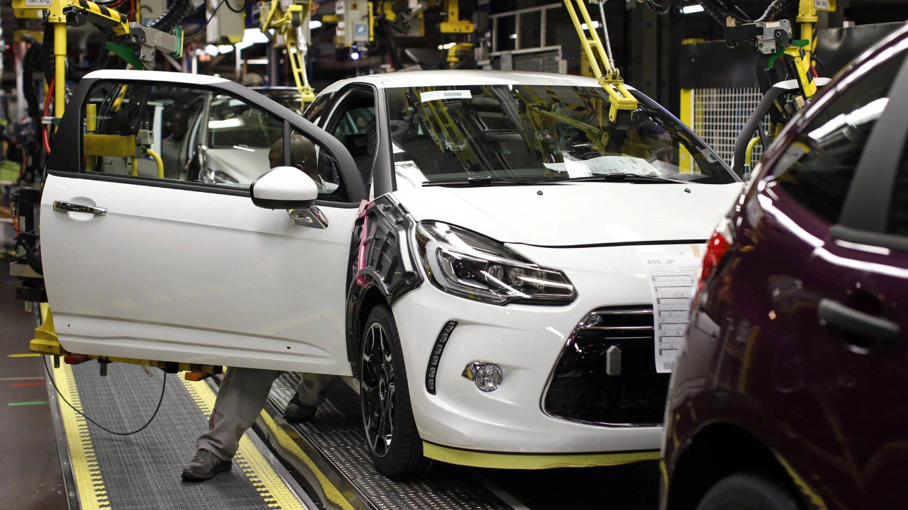 Otomotiv Devi Müşterilerini Kırmızı Kodla Uyardı: Araçları Derhal Kullanmayı Bırakın