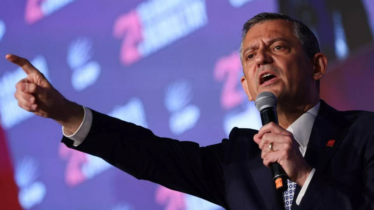 Özgür Özel Duyurdu: ’81 İlde Seçim Çalışmalarına Başlıyoruz’