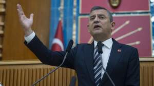 Özgür Özel, Kartalkaya’yı Hatırlattı, Turizm Bakanı’nı Topa Tuttu