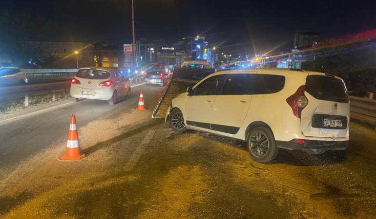 Pendik’te Feci Kaza! Hepsi Birbirine Girdi: 1’i Çocuk 5 Yaralı