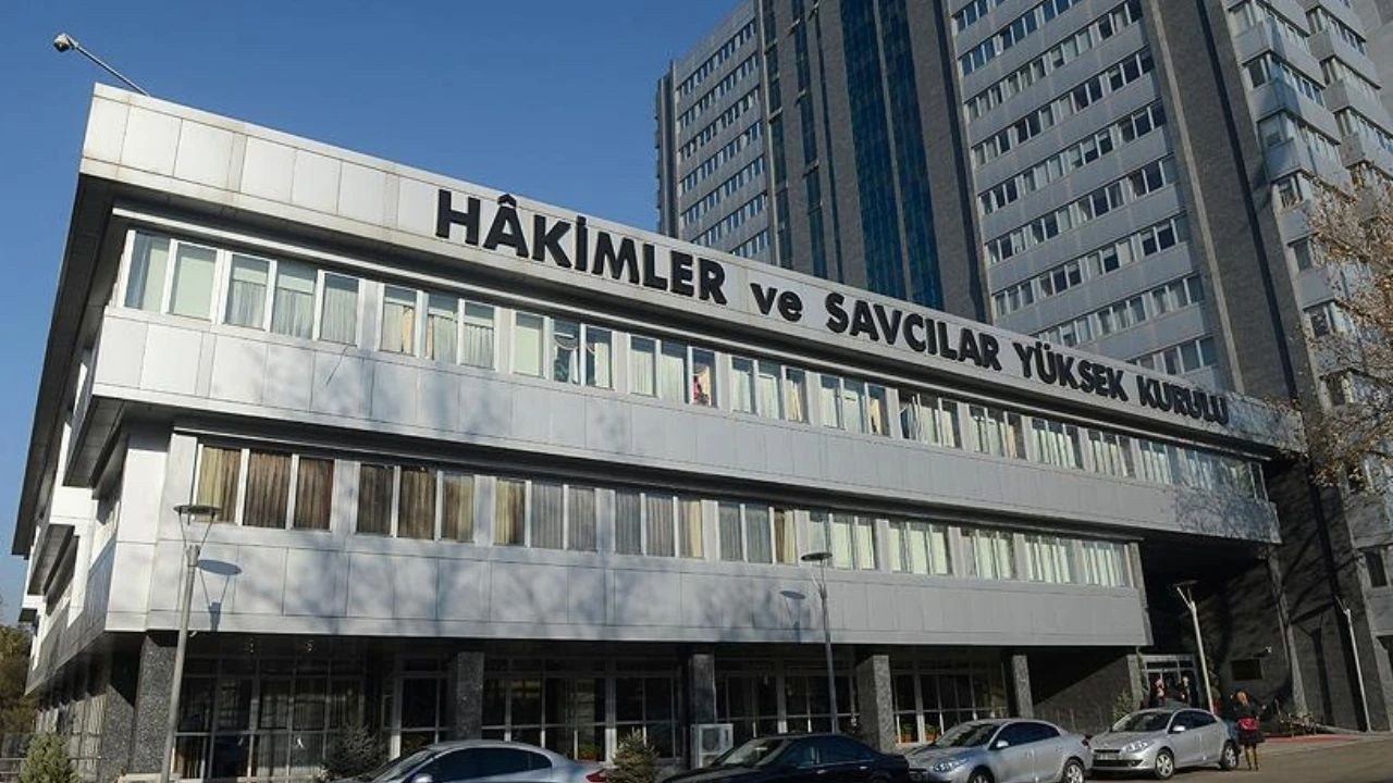 Resmi Gazete’de Yayımlandı! Binlerce Hakim ve Savcının Görev Yeri Değişti