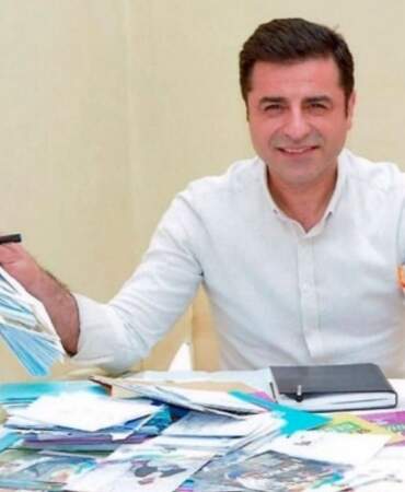 Selahattin Demirtaş’tan Tutuklu Belediye Başkanları İçin Çağrı: Tahliyeler Sağlanmalı