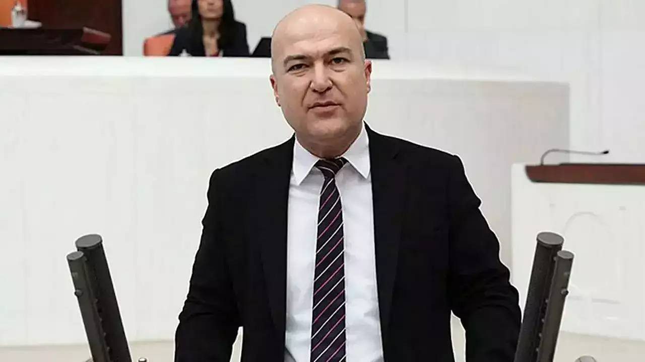 Sığınmacı Kılığındaki Ajanlar… CHP’li Bakan’dan Güvenlik Uyarısı