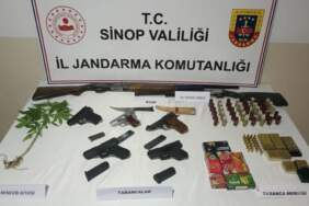 Sinop’ta Silah ve Uyuşturucu Operasyonu: 3 Kişi Yakalandı