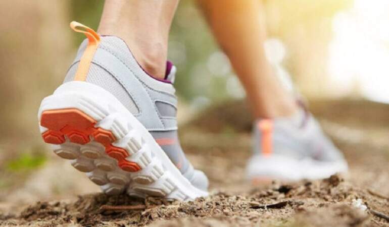 Spor Ayakkabının Arkasındaki Halkanın ne İşe Yaradığı Ortaya Çıktı: İlk Kez Duyacaksınız