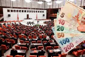 SSK, Bağ-Kur Emeklileri İçin Flaş Karar: En Düşük Emekli Maaşı Alanlara Yeni Düzenleme Geliyor