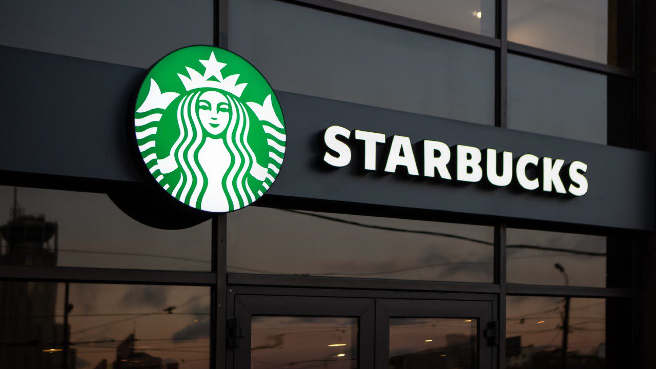 Starbucks Satılıyor mu? Piyasaların Gözü Bu Açıklamadaydı