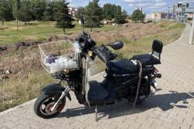 Tır, Elektrikli Motosiklete Çarptı! Sürücü Ağır Yaralı