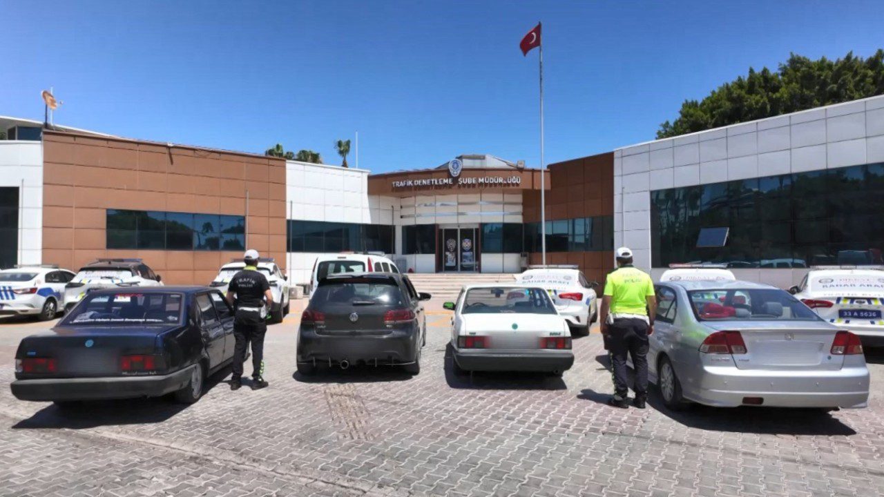Trafik Magandaları Denetimden Kaçamadı! Kural Tanımayan Sürücülere Ceza Yağdı