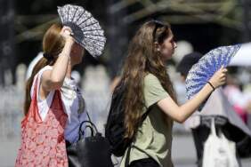 Türkiye Kavruluyor! Meteoroloji’den Sıcaklık Uyarısı… Termometreler Zirveyi Görecek