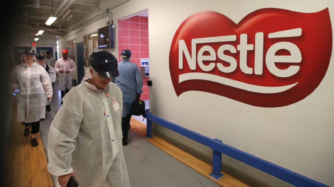 Türkiye’de Satılan Ünlü Gıda Devi Nestlé’de Skandal! Ürünlerin İçinden Çıktı, Marketlerden Toplatılıyor