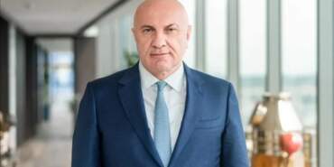 Türkiye’nin Dev Holdingi El Değiştirdi, KAP’a Bildirildi! Yeni Sahibi Bakın Kim Çıktı