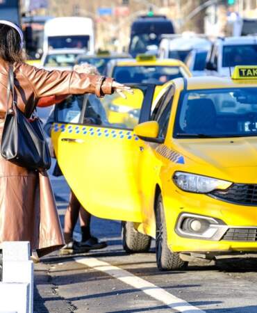 UKOME Karar Aldı, İBB Duyurdu! Taksilerde Yeni Dönem… Yoldan Taksi Çevirmek Tarih Oluyor