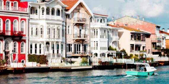 Ünlü İş İnsanının Boğaz Manzaralı Kömürlüğü Rekor Fiyata Satışa Çıktı