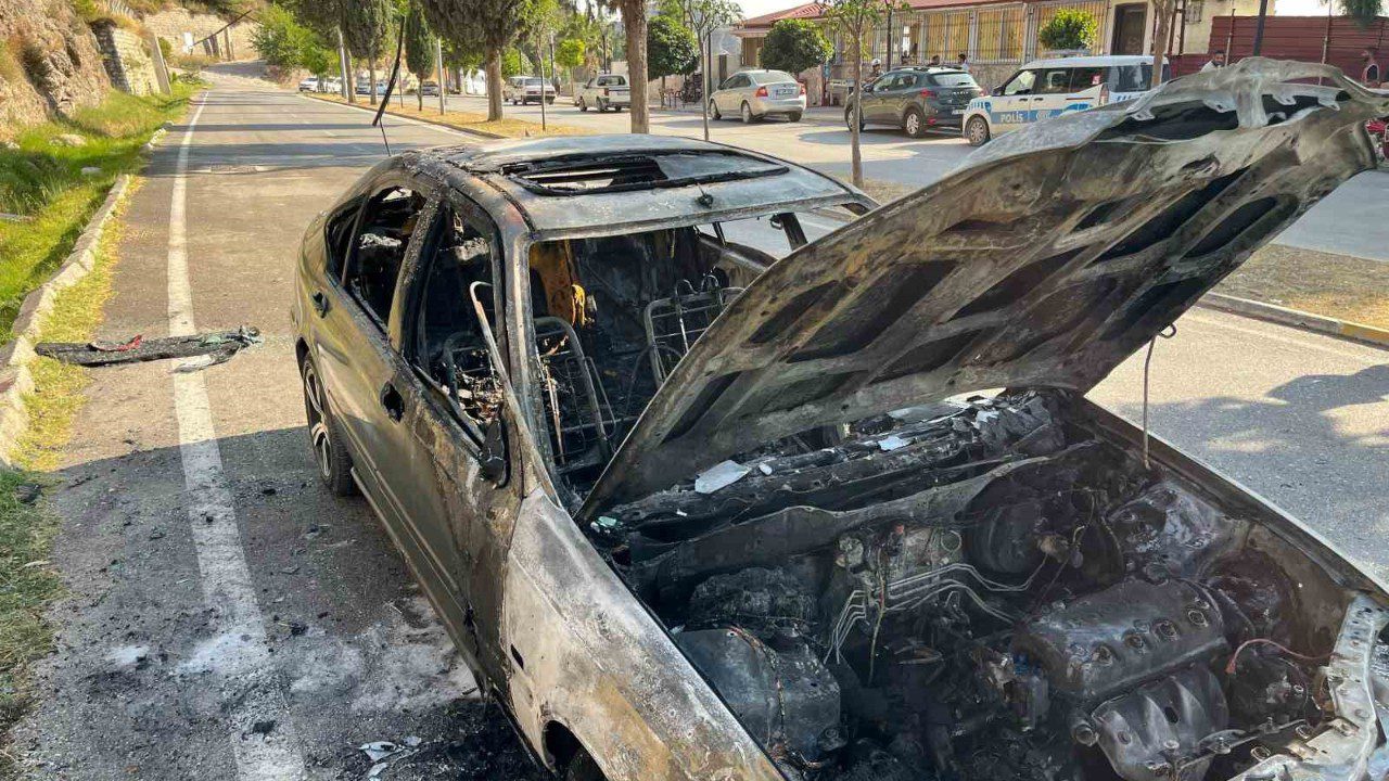 Yeni Aldığı Otomobili 20 Gün Sonra Kül Oldu