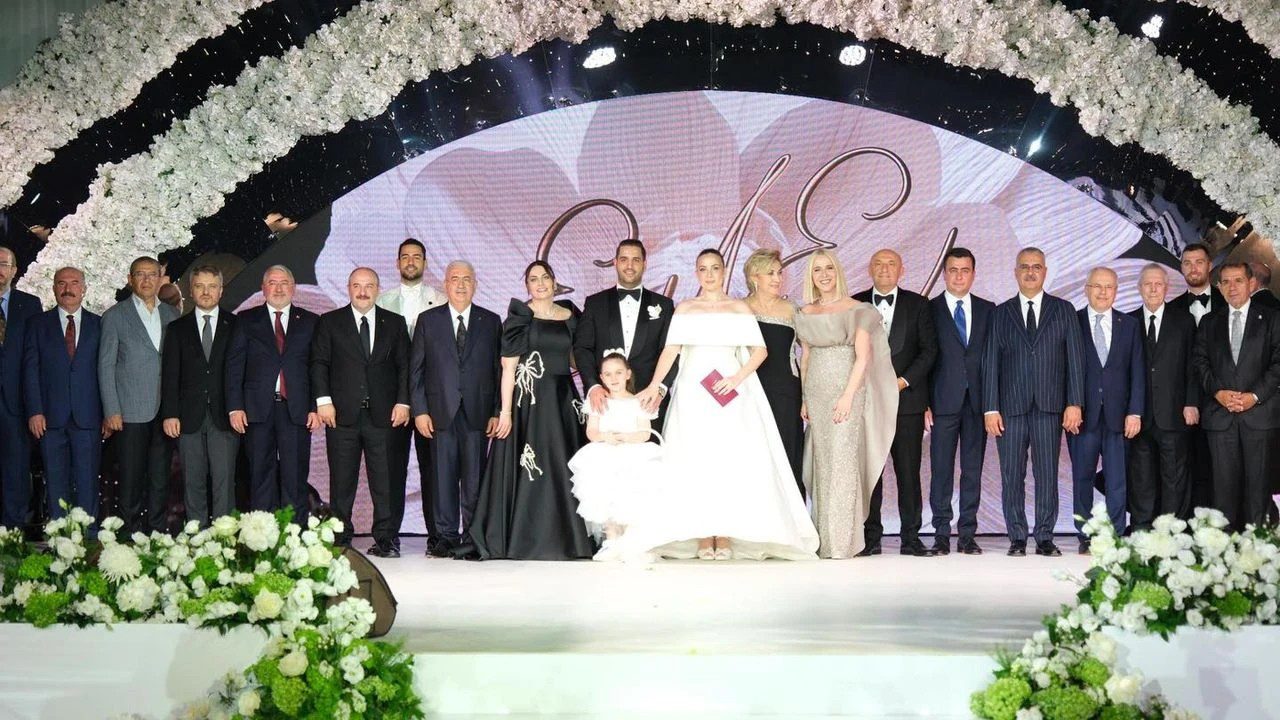 Yılın Düğünü İçin Her Şey Mübah! ‘Seçkin’ Davetliler İçin Radarlar Kapatıldı